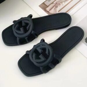 Gucci Interlocking G Sliders — Black